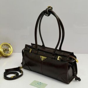 BLACK PRADA HANDBAG